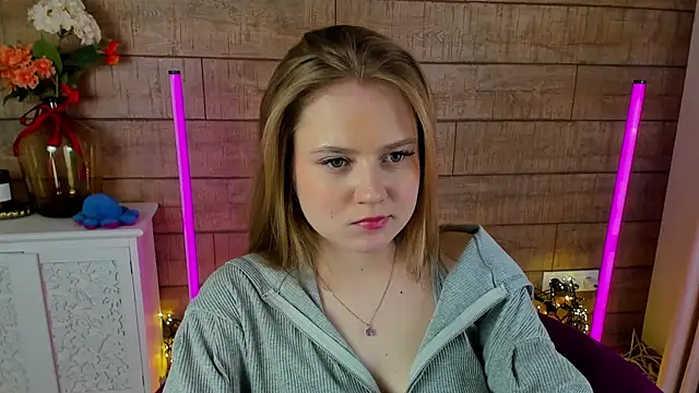 SelinSwarovski online show from 03-03-25, 01:42