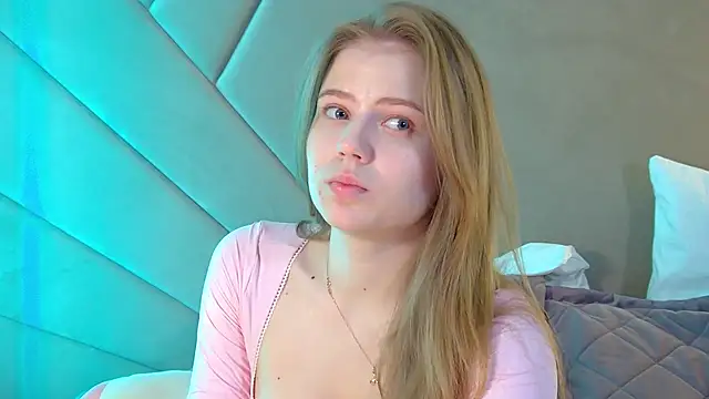 SelinSwarovski online show from 03-16-26, 03:38