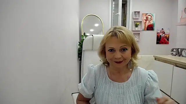 Milla Cutie18 online show from 05-25-26, 05:02