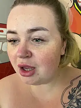 ZaraReignn online show from 10-18-25, 03:57