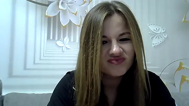 Snapshot of TinaFun4u chatting on 12-11-24, 09:34 TinaFun4u online show from 12-11-24, 09:34