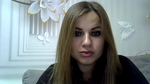 Snapshot of TinaFun4u chatting on 11-17-25, 08:03 TinaFun4u online show from 11-17-25, 08:03