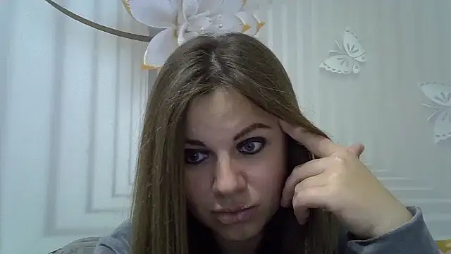 Snapshot of TinaFun4u chatting on 12-19-25, 08:38 TinaFun4u online show from 12-19-25, 08:38