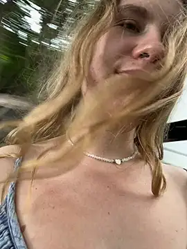 fluffy bunnyxxx online show from 12-23-24, 04:55