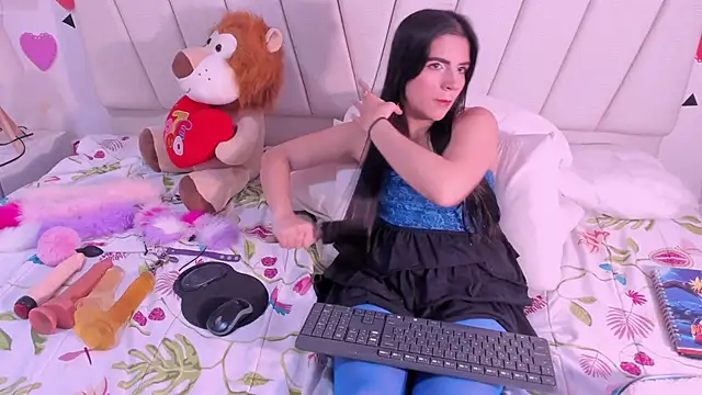 MorganitaX online show from 02-25-25, 04:10