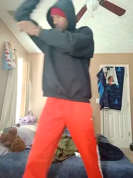 Snapshot of ElJudah7 chatting on 03-19-25, 06:12 ElJudah7 online show from 03-19-25, 06:12