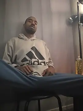 Snapshot of ElJudah7 chatting on 10-22-25, 02:50 ElJudah7 online show from 10-22-25, 02:50