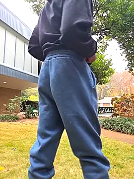 Snapshot of ElJudah7 chatting on 11-20-25, 01:22 ElJudah7 online show from 11-20-25, 01:22