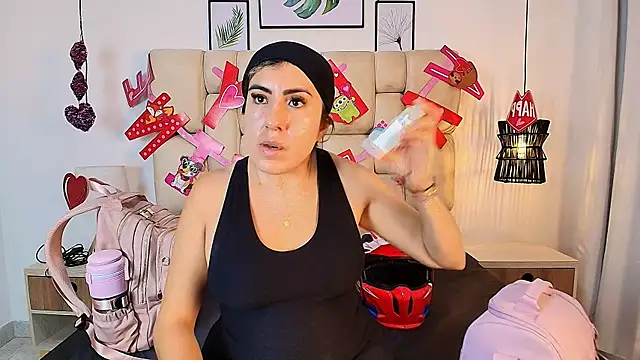 AdharaSmithh online show from 09-15-25, 07:03