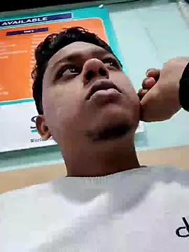 Snapshot of sailord chatting on 12-21-24, 11:11 sailord online show from 12-21-24, 11:11