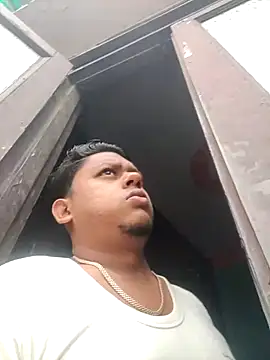 Snapshot of sailord chatting on 12-23-24, 09:59 sailord online show from 12-23-24, 09:59