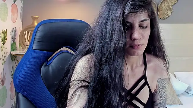 Snapshot of elissa_iris chatting on 12-19-24, 07:18 elissa iris online show from 12-19-24, 07:18