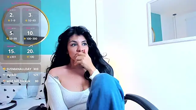 Snapshot of elissa_iris chatting on 03-09-25, 08:18 elissa iris online show from 03-09-25, 08:18