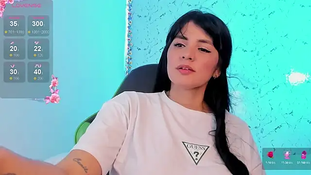 Snapshot of elissa_iris chatting on 09-25-25, 02:48 elissa iris online show from 09-25-25, 02:48