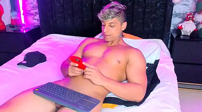 Owen Muzcle online show from 12-05-24, 07:38