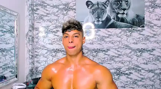 Owen Muzcle online show from 01-10-25, 04:44