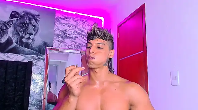 Owen Muzcle online show from 01-16-25, 05:23