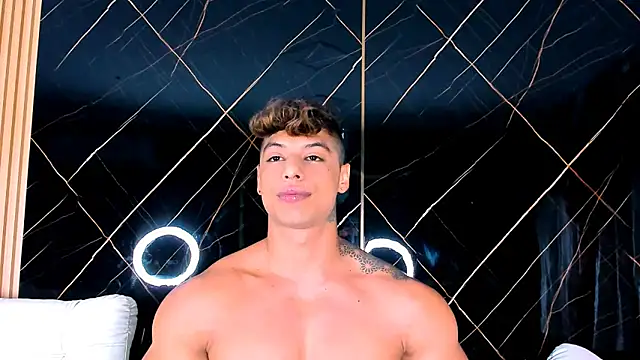 Owen Muzcle online show from 10-01-25, 04:35