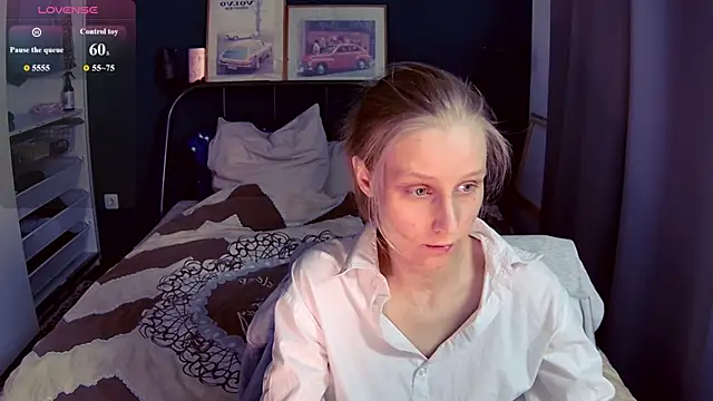 KatiKate online show from 07-04-26, 06:58