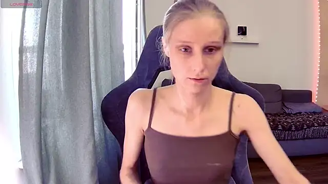 KatiKate online show from 07-31-26, 02:27