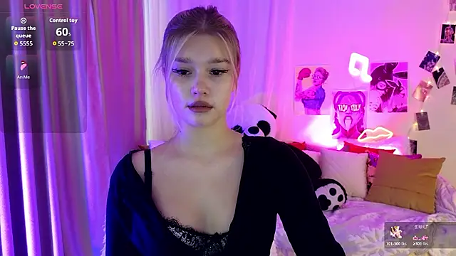 Snapshot of BattyMelody chatting on 02-04-26, 01:17 BattyMelody online show from 02-04-26, 01:17