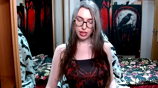 Snapshot of bluerose00 chatting on 11-07-25, 09:48 bluerose00 online show from 11-07-25, 09:48