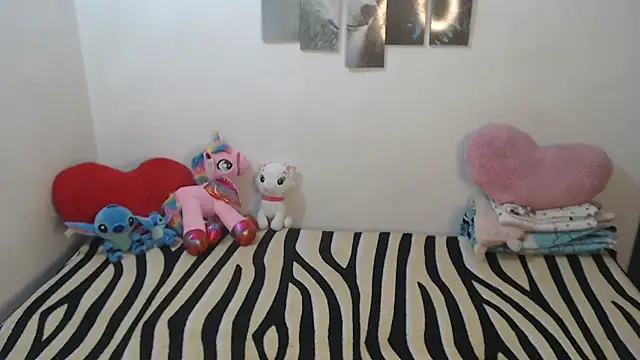 Pocahontas Princess  online show from 09-22-25, 01:35