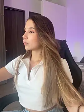 SophieRaily  online show from 10-24-25, 06:48