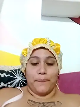 Snapshot of Marilin_Jessie chatting on 10-07-25, 02:58 Marilin Jessie online show from 10-07-25, 02:58