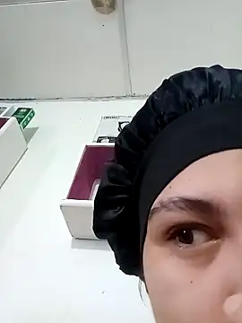 Snapshot of Marilin_Jessie chatting on 12-16-25, 02:55 Marilin Jessie online show from 12-16-25, 02:55