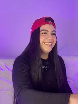 Blancanievess online show from 10-17-25, 01:31