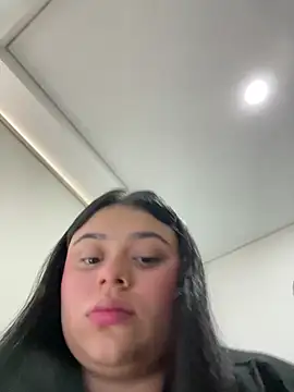 alissonfernandez  online show from 03-15-25, 08:43