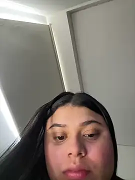 alissonfernandez  online show from 03-20-25, 12:53