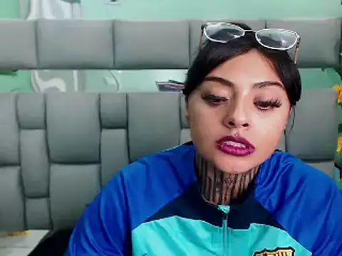 Snapshot of Lovely_celeste chatting on 12-03-24, 06:26 Lovely celeste online show from 12-03-24, 06:26