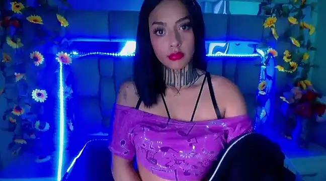 Snapshot of Lovely_celeste chatting on 02-15-25, 02:26 Lovely celeste online show from 02-15-25, 02:26