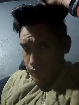 GaMeCrAc1 online show from 12-08-24, 01:56