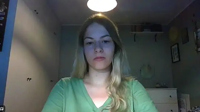 Snapshot of ROSIEx_sweet chatting on 09-12-25, 06:46 ROSIEx sweet online show from 09-12-25, 06:46