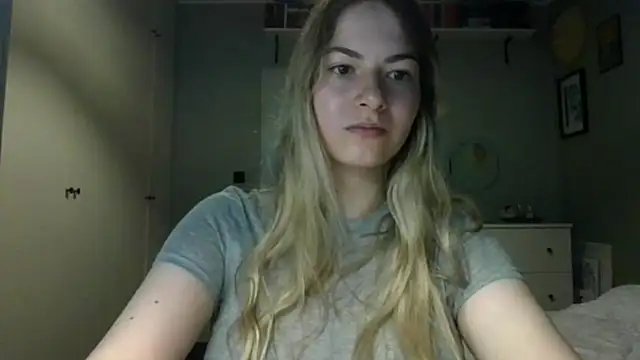 Snapshot of ROSIEx_sweet chatting on 09-22-25, 06:48 ROSIEx sweet online show from 09-22-25, 06:48