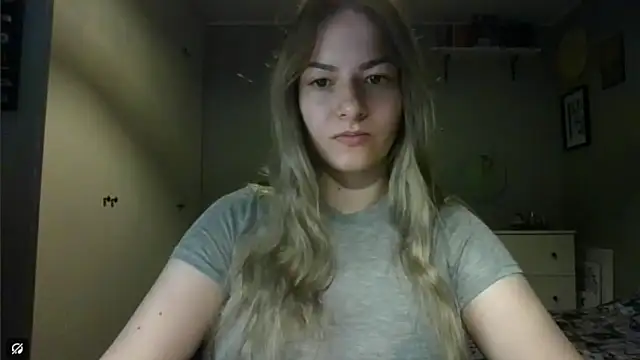 Snapshot of ROSIEx_sweet chatting on 10-14-25, 06:58 ROSIEx sweet online show from 10-14-25, 06:58