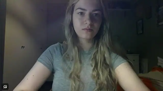 Snapshot of ROSIEx_sweet chatting on 12-17-25, 07:58 ROSIEx sweet online show from 12-17-25, 07:58