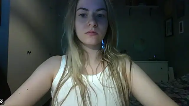 Snapshot of ROSIEx_sweet chatting on 03-31-26, 06:47 ROSIEx sweet online show from 03-31-26, 06:47