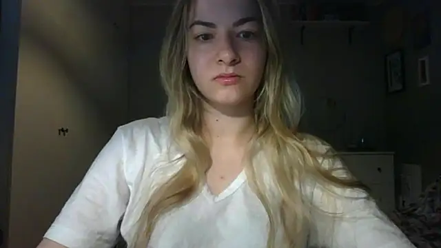 Snapshot of ROSIEx_sweet chatting on 04-07-26, 06:47 ROSIEx sweet online show from 04-07-26, 06:47