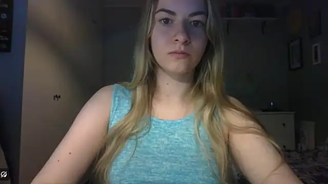 Snapshot of ROSIEx_sweet chatting on 04-08-26, 06:46 ROSIEx sweet online show from 04-08-26, 06:46