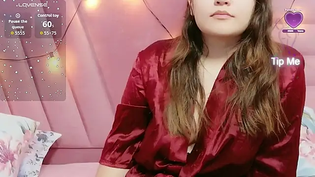 hornybarelylegalgirl online show from 04-08-26, 12:27