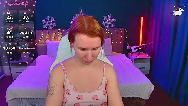 AliceBYKiss online show from 01-06-26, 06:55