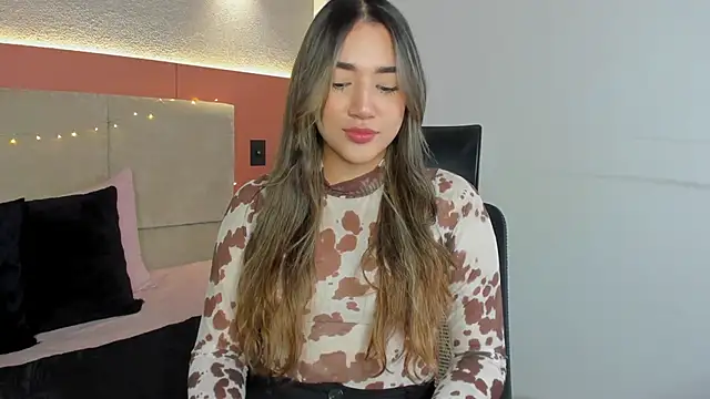 AniiRose online show from 11-29-25, 12:46