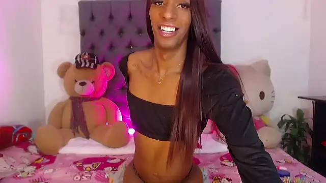 lucianadolll online show from 06-05-26, 04:56