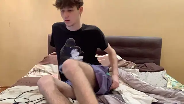 Snapshot of cutie_guys chatting on 12-29-24, 05:22 cutie guys online show from 12-29-24, 05:22