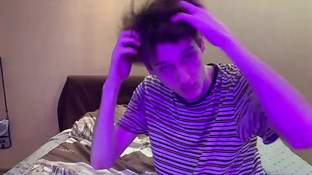 Snapshot of cutie_guys chatting on 12-31-24, 04:57 cutie guys online show from 12-31-24, 04:57