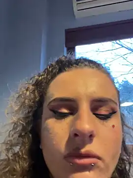 Snapshot of BlazyKitsune- chatting on 03-22-25, 04:26 BlazyKitsune- online show from 03-22-25, 04:26